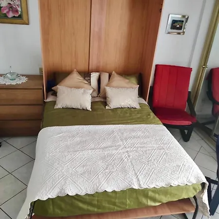 Apartment Studio Hercules *
